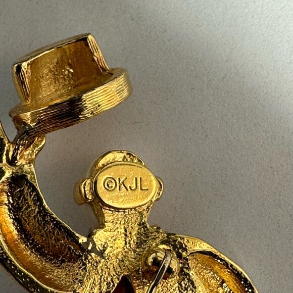 Kenneth Jay Lane Vintage Clown Brooch Pin KJL Enamel Tipping Hat Tipsy Whimsical - Picture 5 of 9